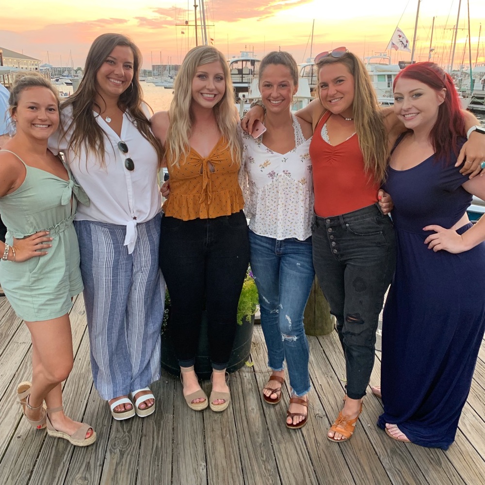 Meet your Posher, Hannah